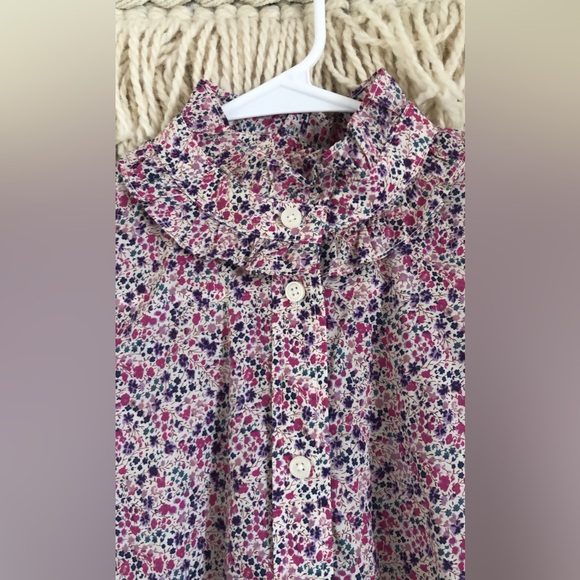 J.Crew Classic Fit Ruffle Neck Button Down Shirt in Liberty Pheobe Floral 8 - Picture 4 of 8